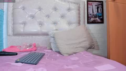 danamontana online show from April 18, 2026, 7:58 pm