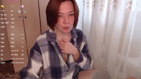 danbie_leen online show from April 7, 2026, 9:10 am