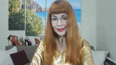 Danceglory online show from May 13, 2026, 6:11 am