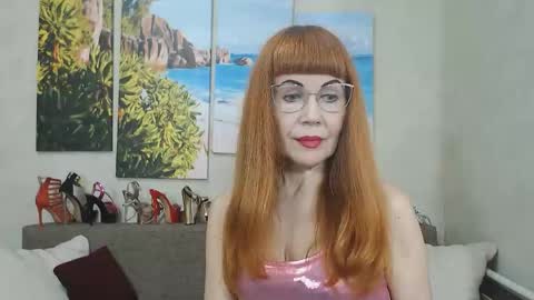 Danceglory online show from May 25, 2026, 6:19 am