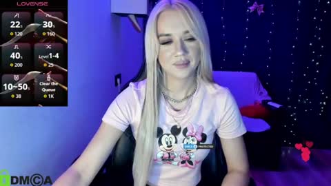 Snapshot of dances_queen chatting on July 20, 2026, 6:38 am dances_queen online show from July 20, 2026, 6:38 am