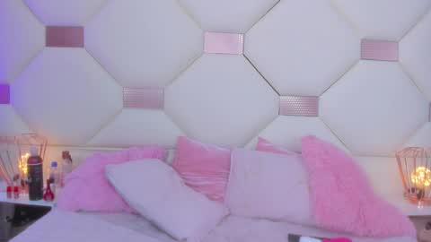 dandelion1_ online show from March 5, 2026, 3:19 pm