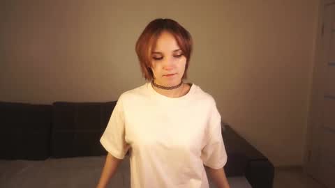 Elvi online show from November 16, 2025, 5:40 pm