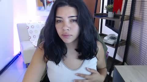 Veronica online show from April 13, 2026, 10:54 am