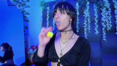 dani_dream online show from April 18, 2026, 2:32 pm