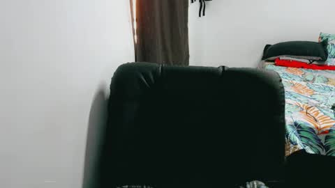 dani y jocelyn online show from November 10, 2025, 7:24 pm