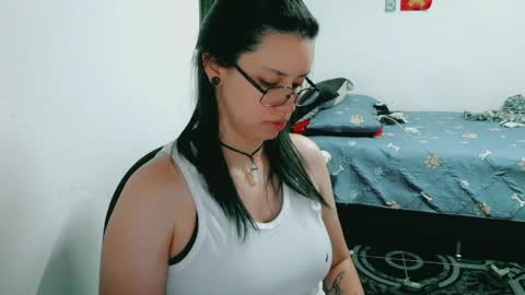 dani y jocelyn online show from April 8, 2026, 6:19 pm