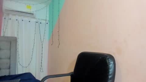 dani_lue online show from January 24, 2025, 11:59 am