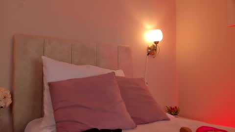 Hi I am Dani online show from February 17, 2025, 5:43 pm