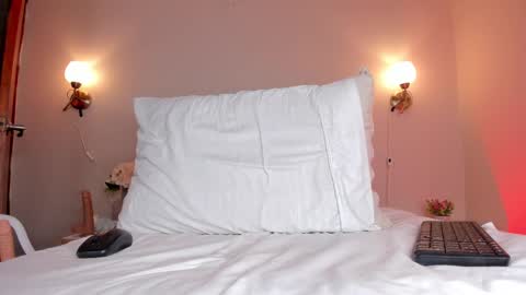 Hi I am Dani online show from February 26, 2025, 5:50 pm