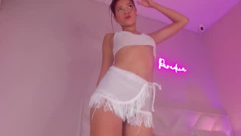 Hi I am Dani online show from September 11, 2025, 11:43 am