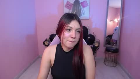 dani_taylor_ online show from April 30, 2026, 8:48 pm