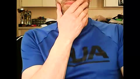 danibig94 online show from April 14, 2026, 5:41 pm