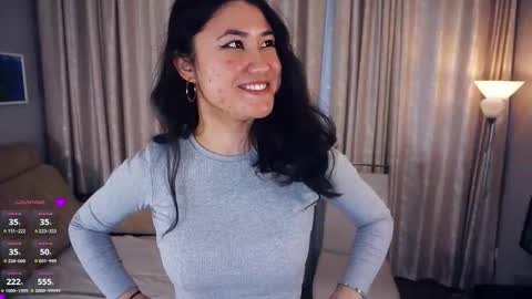 Snapshot of danideritis chatting on October 17, 2025, 7:22 am Hey boys and girls Im Bella but you can just call me bb joke D Make yourself comfortable and enjoy my show online show from October 17, 2025, 7:22 am
