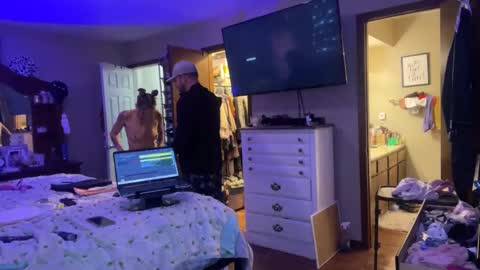 Dani Dragon online show from December 5, 2024, 3:06 pm