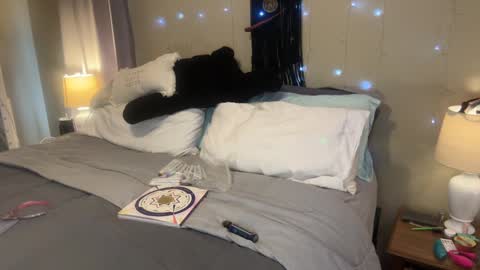 Dani Dragon online show from February 13, 2025, 5:11 pm