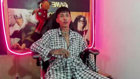 daniel_deluc77 online show from December 20, 2025, 6:31 am