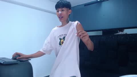 Daniel Delux  online show from September 22, 2025, 11:45 am