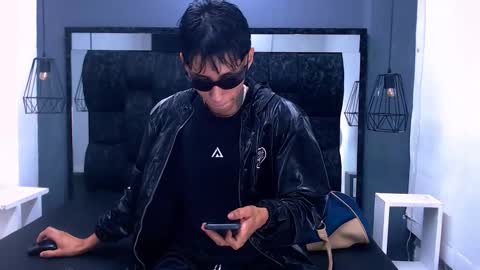 Daniel Delux  online show from October 28, 2025, 12:19 pm