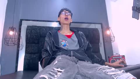 Daniel Delux  online show from December 1, 2025, 11:48 am