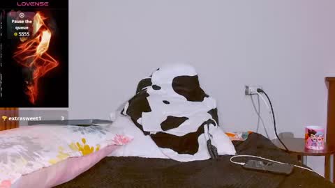 daniel_deluxx online show from April 28, 2026, 2:27 am