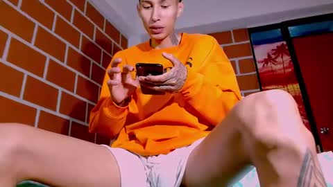 Snapshot of daniel_deluxx chatting on July 7, 2026, 12:57 am daniel_deluxx online show from July 7, 2026, 12:57 am