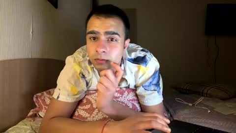 Snapshot of daniel_ice chatting on May 18, 2026, 8:58 pm Daniel online show from May 18, 2026, 8:58 pm