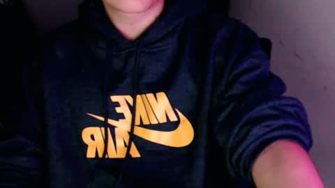 daniel_ruis16 online show from December 12, 2024, 1:49 pm