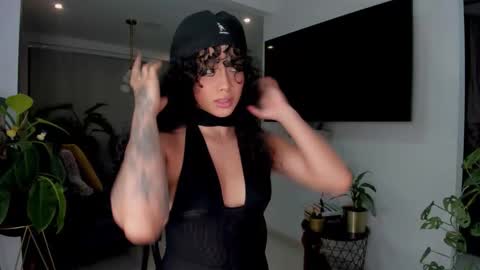 daniela_arenas online show from November 6, 2025, 3:07 am