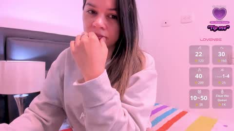 daniela online show from October 11, 2025, 12:04 pm