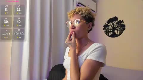 Snapshot of daniela_brown1 chatting on July 16, 2026, 1:33 am Daniela Brown online show from July 16, 2026, 1:33 am