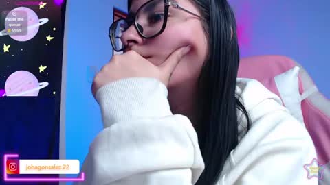 Snapshot of daniela_cute22 chatting on June 8, 2026, 4:18 pm DANIELA online show from June 8, 2026, 4:18 pm