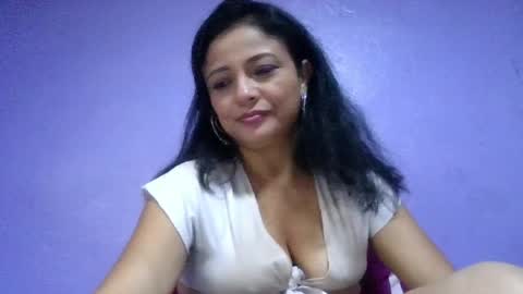 daniela_love1 online show from May 31, 2026, 8:10 pm