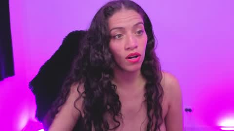 daniela_rivasthl online show from April 11, 2026, 7:45 am