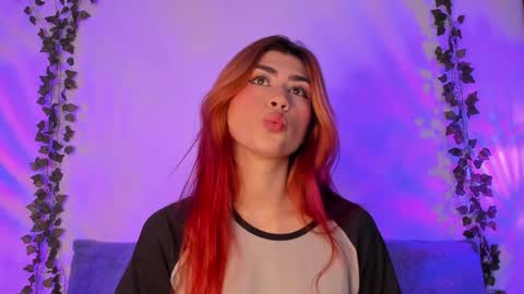 Dani Saenz online show from December 7, 2024, 6:59 pm