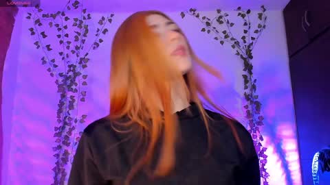 Dani Saenz online show from January 18, 2025, 1:52 am