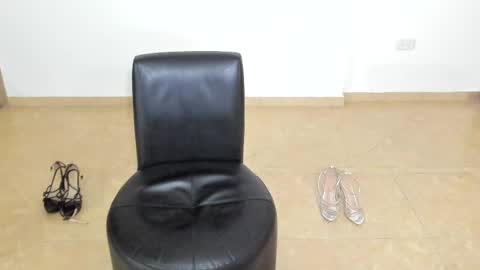 daniela_sexy34 online show from January 9, 2025, 1:18 am