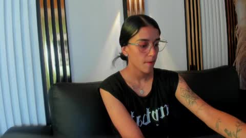 danielamonroe online show from March 25, 2026, 11:22 pm