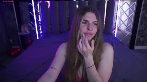 Snapshot of danielareign chatting on April 23, 2026, 12:51 pm danielareign online show from April 23, 2026, 12:51 pm