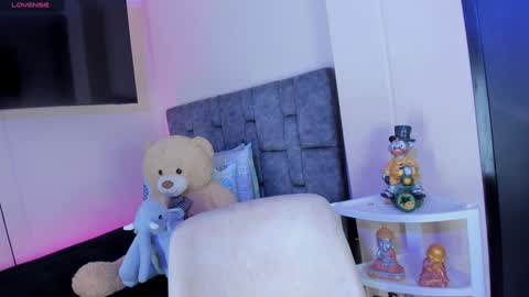 danielasexya online show from December 3, 2024, 3:09 am
