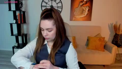 Daniella online show from March 6, 2025, 1:57 pm