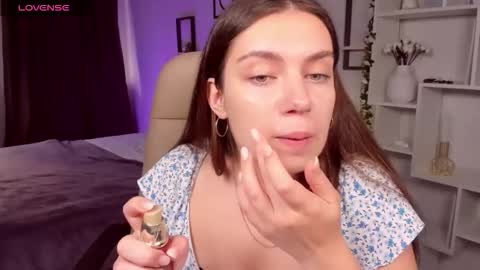 Daniella online show from September 22, 2025, 11:56 am