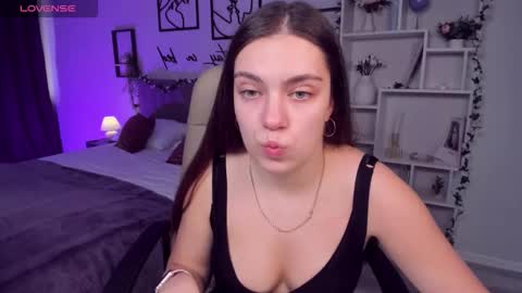 Daniella online show from October 3, 2025, 10:56 am