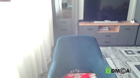 JessicaWhite online show from April 7, 2026, 8:26 am