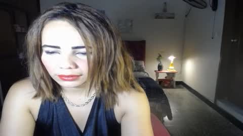 Snapshot of danielle_rose_ chatting on February 18, 2025, 3:54 pm Angie online show from February 18, 2025, 3:54 pm