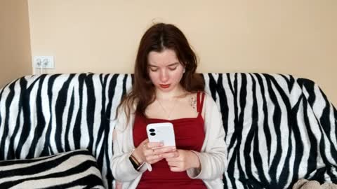 Mia online show from April 1, 2026, 6:14 am