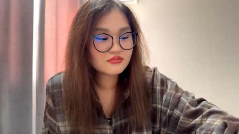 Luna  online show from November 21, 2025, 8:46 am