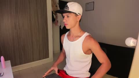 Daniels Cruz online show from December 1, 2024, 9:26 pm