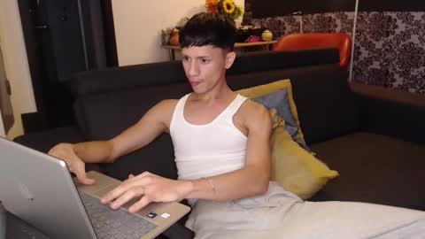 Daniels Cruz online show from February 1, 2026, 1:59 am