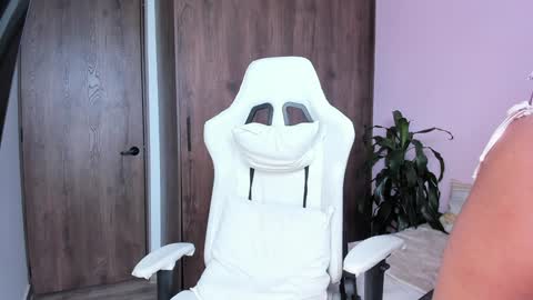 Daniela  online show from December 19, 2024, 6:56 pm